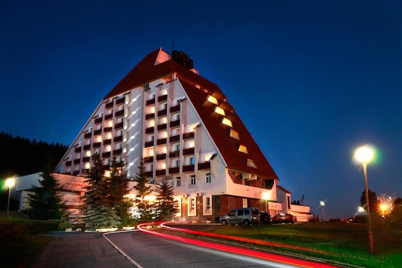 Agat Hotel Minsk Exterior photo